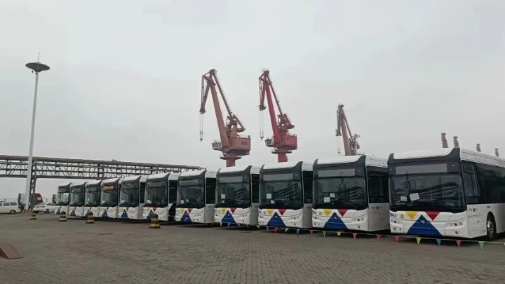  Θεσσαλονίκη: Φτάνουν στο λιμάνι τα 110 ηλεκτρικά λεωφορεία από την Κίνα