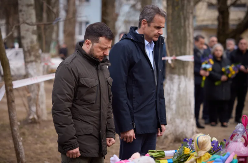  Ανάρτηση Ζελένσκι για την επίσκεψη Μητσοτάκη: Αποδώσαμε φόρο τιμής στα θύματα ρωσικού βομβαρδισμού