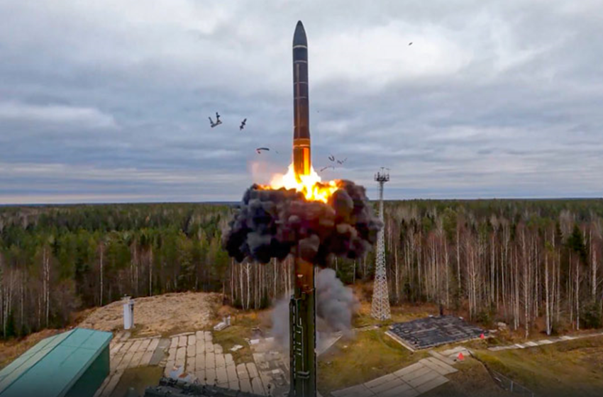  Παγκόσμιο σοκ: Η Ρωσία εκτόξευσε πυρηνικό διηπειρωτικό πύραυλο