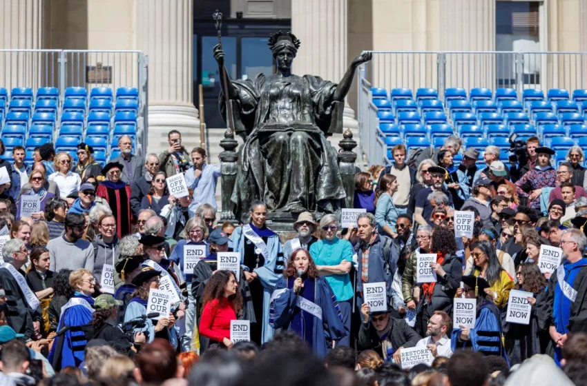  Πάνω από 130 συλλήψεις στη Νέα Υόρκη σε διαδηλώσεις φοιτητών υπέρ των Παλαιστινίων