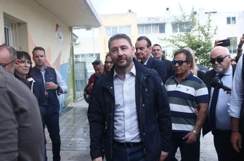  Ανδρουλάκης: “Τα λόγια σας εικονοποιούν την αποτυχία του κράτους μας”, είπε σε μαθητές ειδικού σχολείου στη Θεσσαλονίκη