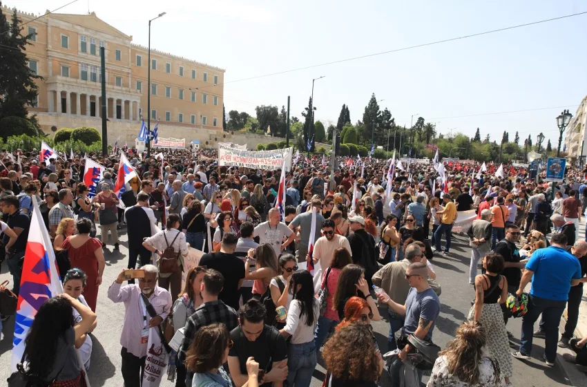  Συγκεντρώσεις στο κέντρο-Σε απεργιακό κλοιό η χώρα για συλλογικές συμβάσεις, ακρίβεια, αυξήσεις μισθών