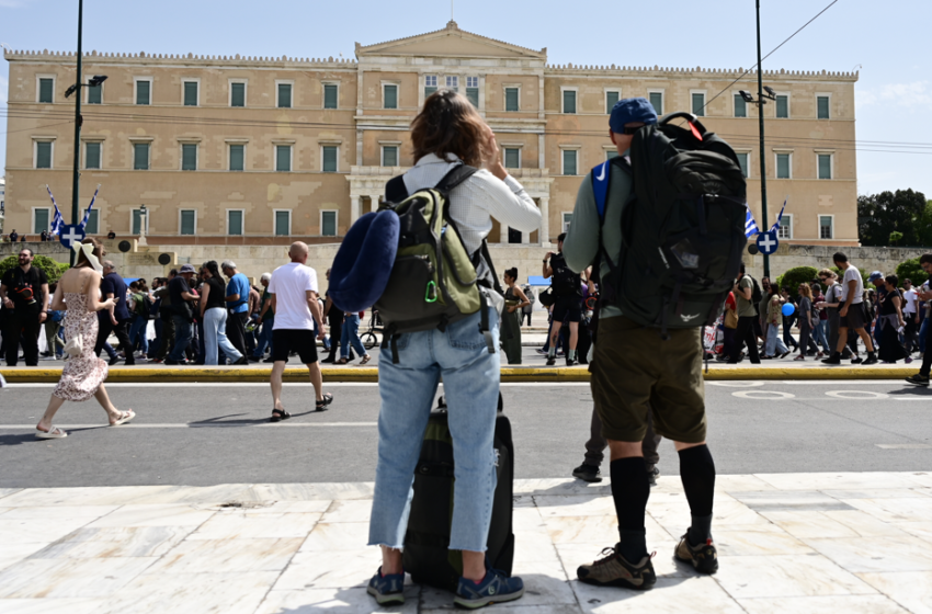  ΟΤΑ: Σε 24ωρη πανελλαδική απεργία την Παρασκευή οι δημοτικοί υπάλληλοι