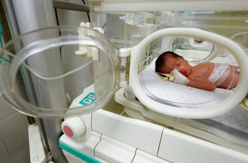  Γάζα: Πέθανε το μωρό που οι γιατροί είχαν πάρει με καισαρική από τη νεκρή μητέρα του