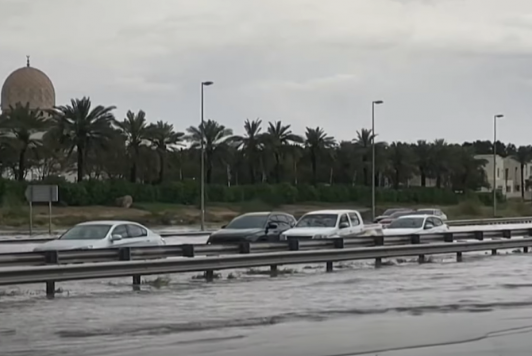  Τι προκάλεσε τον κατακλυσμό στο Ντουμπάι; – Η θεωρία κι αυτοί που πιστεύουν ότι όλα έγιναν από ανθρώπινο χέρι