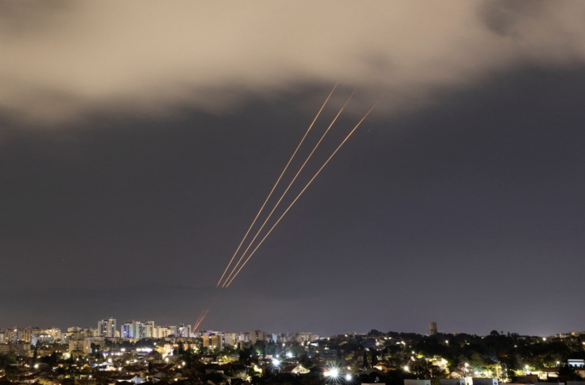 Επίθεση Ιράν στο Ισραήλ: Συντονισμένο χτύπημα με εμπλοκή 11 χωρών-Πάνω από 300 drone και πύραυλοι