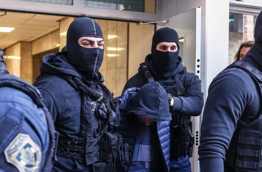  ΕΛΑΣ/Επίσημη ανακοίνωση για τις συλλήψεις: Εγκληματική οργάνωση πίσω από τη δολοφονία Λυγγερίδη- Δηλώσεις Χρυσοχοΐδη