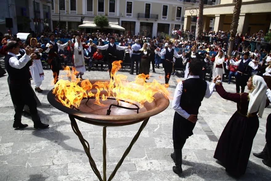 kriti olympiaci floga jpg