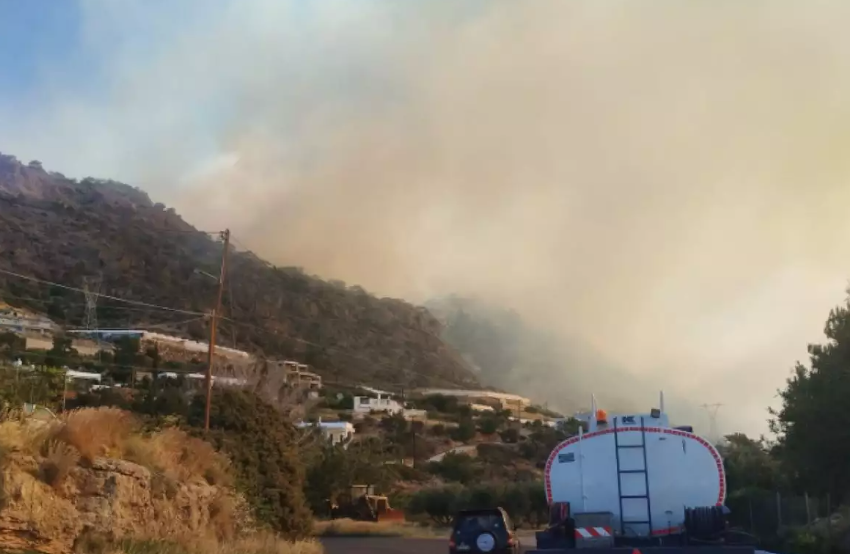  Λασίθι/Φωτιά: Χωρίς ενεργό μέτωπο- Στάχτη 2000 στρέμματα- Σε επιφυλακή η Πολιτική Προστασία, λείπουν 3.500 πυροσβέστες