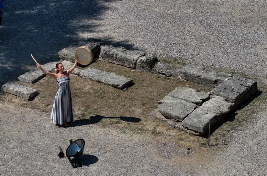  Αρχαία Ολυμπία: Ξεκίνησαν οι πρόβες για την Αφή της Φλόγας (φωτο)