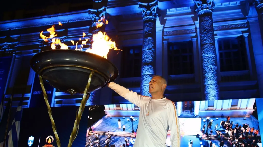 peiraias olympiaki floga