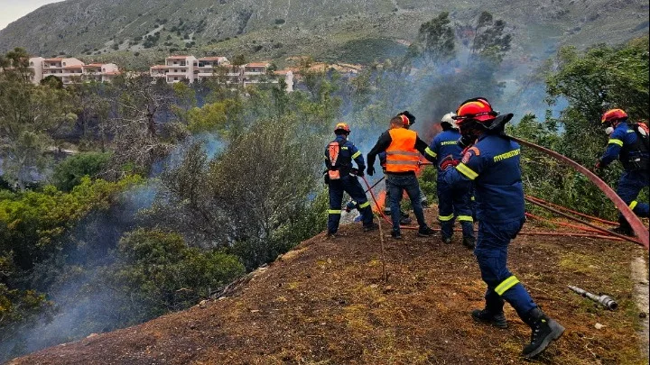  Σούδα: Χωρίς ενεργό μέτωπο η φωτιά