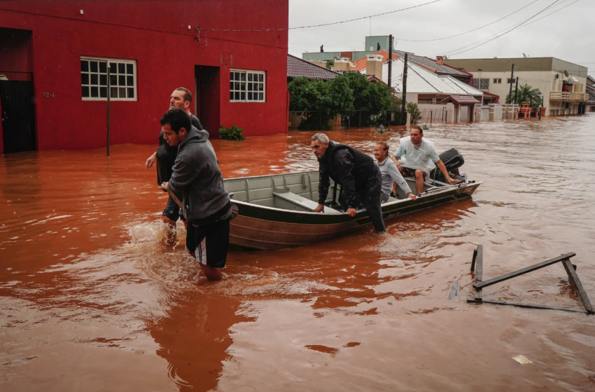  Βραζιλία: Τουλάχιστον 56 νεκροί και 67 αγνοούμενοι από τις καταρρακτώδεις βροχές (vid)