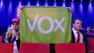 Η “Διεθνής της Ακροδεξιάς”/ Το σχέδιο του ισπανικού VOX για συνεργασία με Τραμπ, Μιλέϊ και ευρωπαίους…