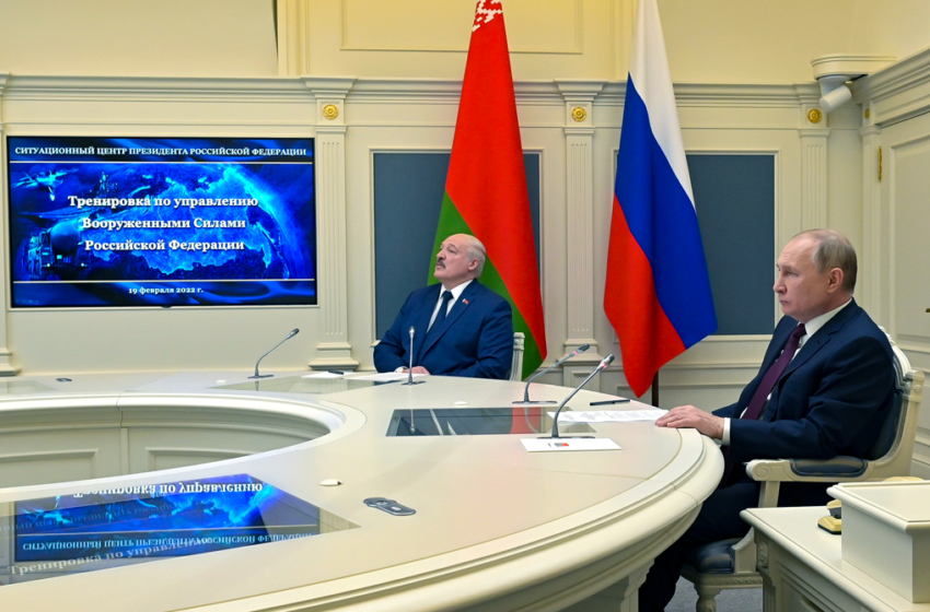  Πούτιν και Λουκασένκο επιθεωρούν τα πυρηνικά όπλα των χωρών τους