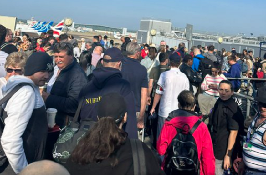  Εκκενώνεται το αεροδρόμιο Gatwick στο Λονδίνο- Συναγερμός για φωτιά και χαοτικές εικόνες