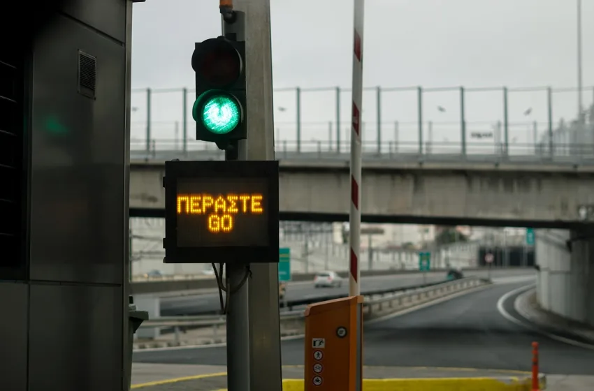  Πασχαλινή έξοδος και ακρίβεια: Τελικά τα στοιχεία δείχνουν σημαντική πτώση κατά 35%