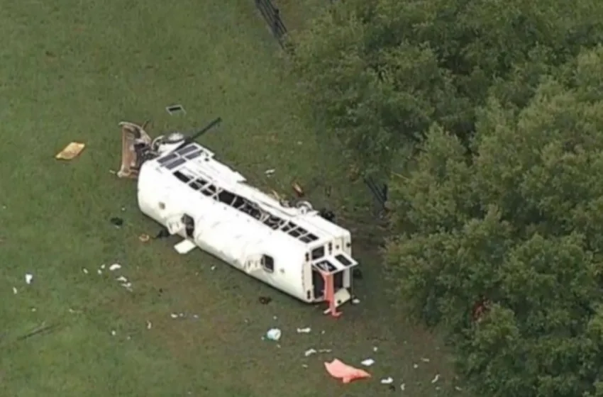  Τραγωδία στη Φλόριντα: Τουλάχιστον 8 νεκροί σε τροχαίο με λεωφορείο (εικόνες, vid)