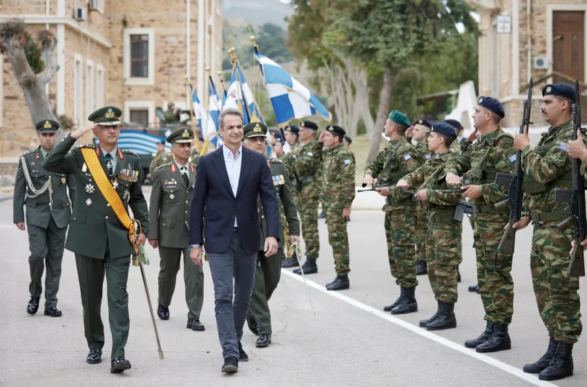  Μητσοτάκης: Η συνεχής επένδυση στις Ένοπλες Δυνάμεις είναι στρατηγική επιλογή που υπηρετούμε απαρέγκλιτα