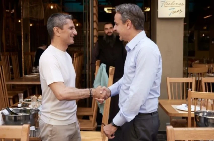  Ο Μητσοτάκης συνάντησε τον Λουτσέσκου -Του έδωσε συγχαρητήρια για το πρωτάθλημα (εικόνες)