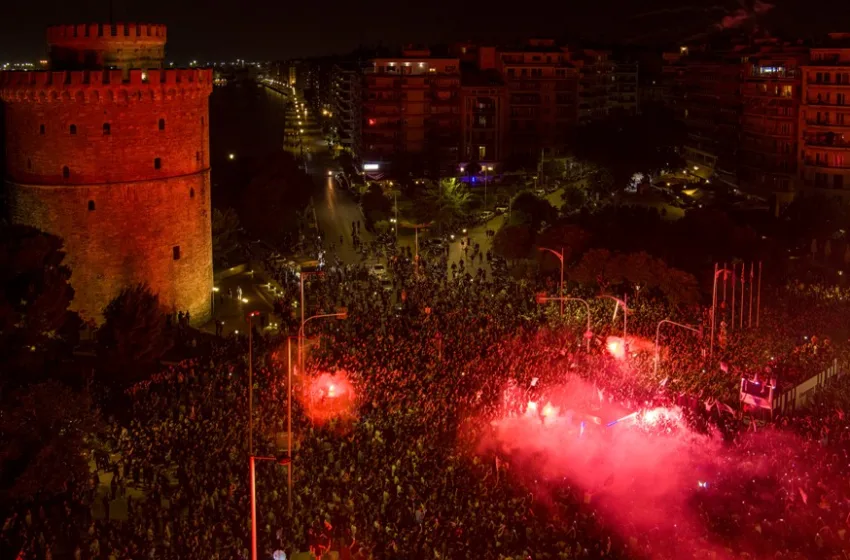  Το “κοινωνικό κίνημα”… ΠΑΟΚ- Η κατάκτηση του πρωταθλήματος και οι 10 ημέρες που συγκλόνισαν τη Θεσσαλονίκη