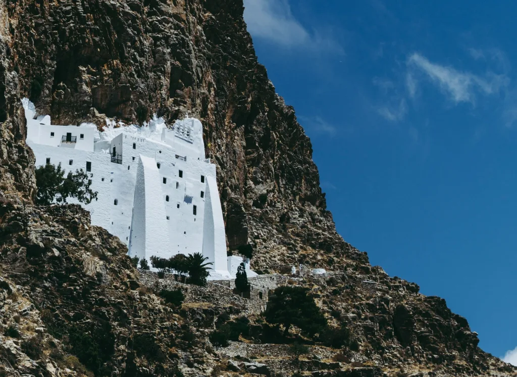 amorgos exafanisi amerikanos touristas