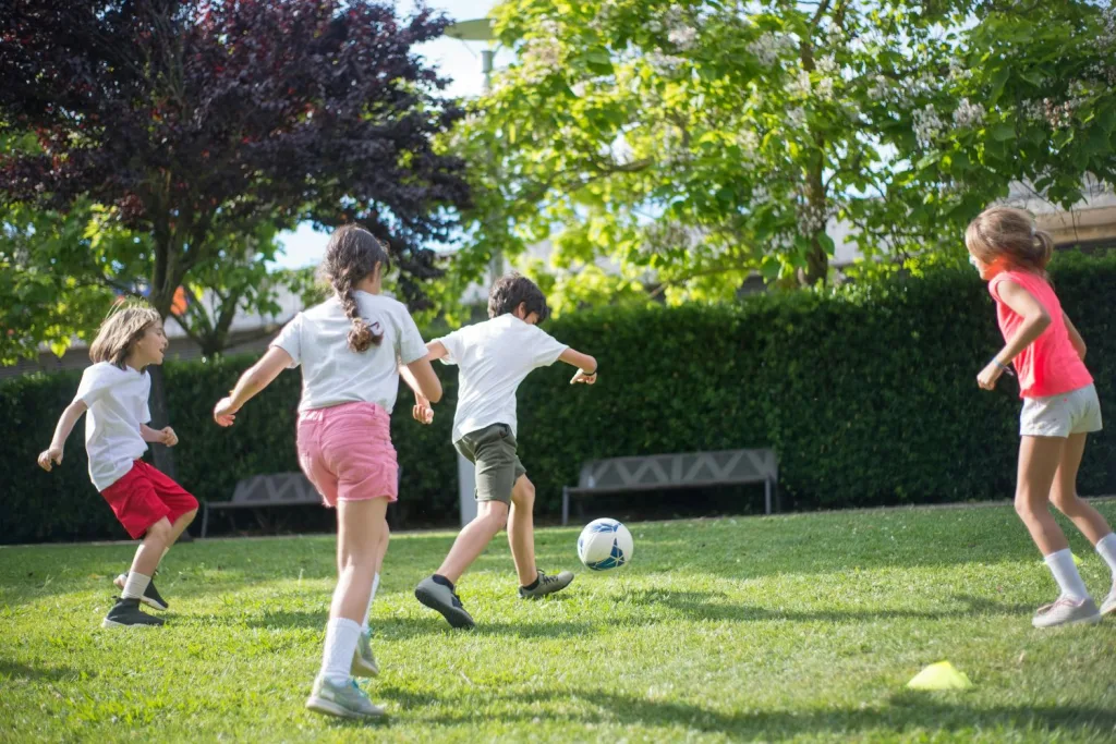 kids playing