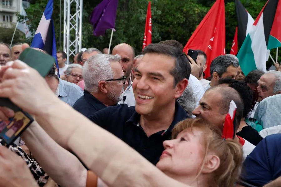 tsipras syntagmaa jpg