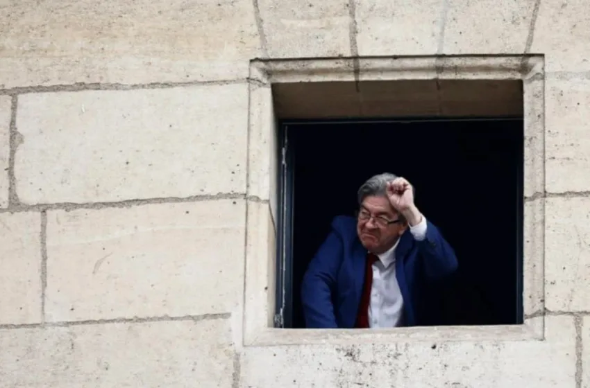  Παρίσι: Τηλεφώνημα για βόμβα στα γραφεία του κόμματος του Μελανσόν- Εκκενώθηκε το κτήριο