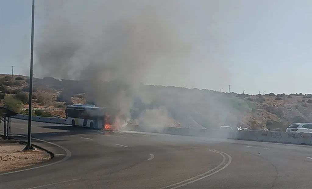 fotia leoforeio leoforos poseidonos