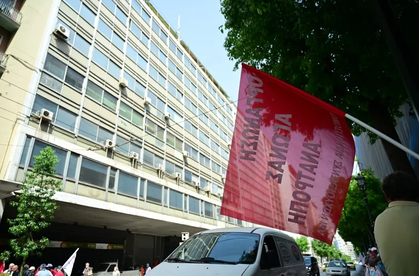  “Θα ξεπεράσουν τις 200.000 οι αιτήσεις συνταξιοδότησης”- Ποιοι μπορούν να βρουν νωρίτερα