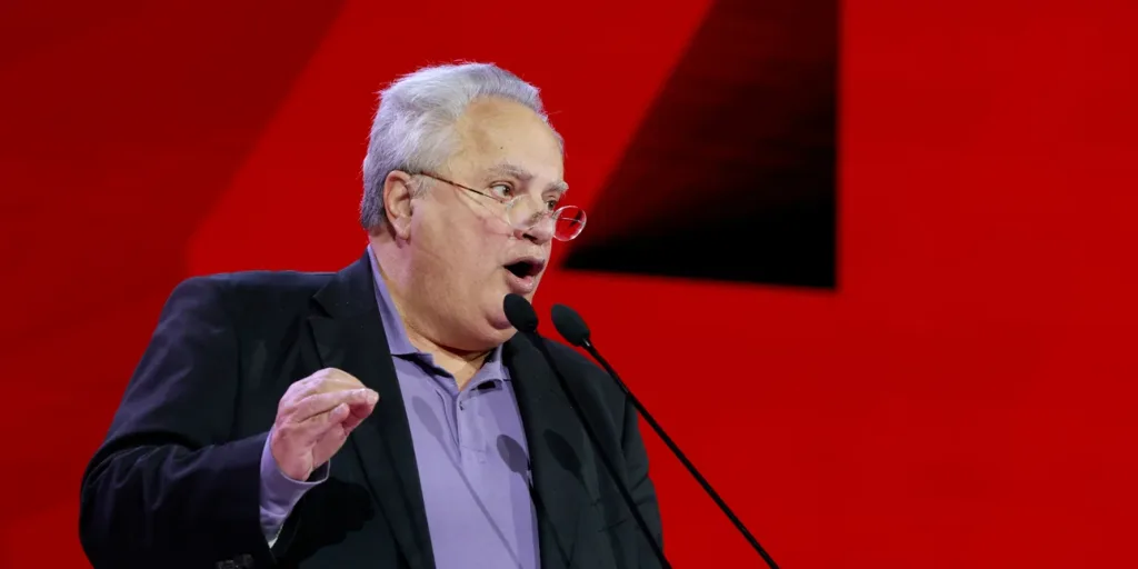 kotzias kata kasselaki.jpg