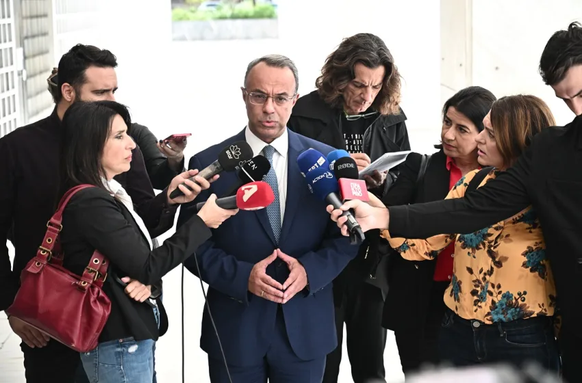  Σταϊκούρας: Ενημέρωσε την Εισαγγελέα του ΑΠ Γεωργία Αδειλίνη για την κατάσταση των σιδηροδρόμων