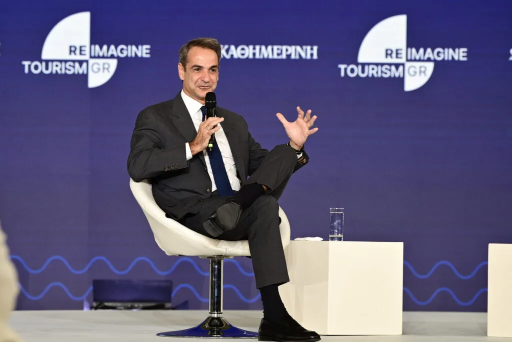 mitsotakis ypertourismos jpg