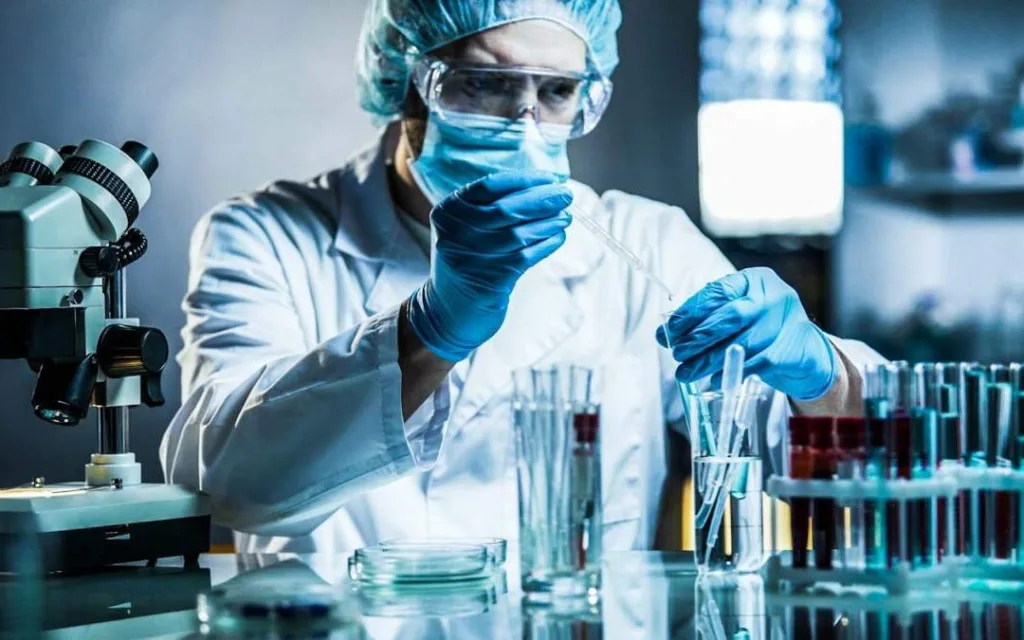 epistimonas karkinos therapeia