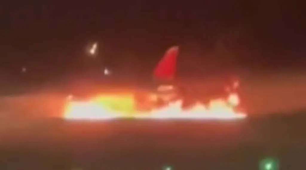 fotia aeroplano tourkia