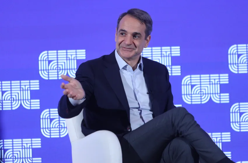  Μητσοτάκης: Χρονιά ρεκόρ για τον τουρισμό το 2024, στα 20 δισ. τα έσοδα