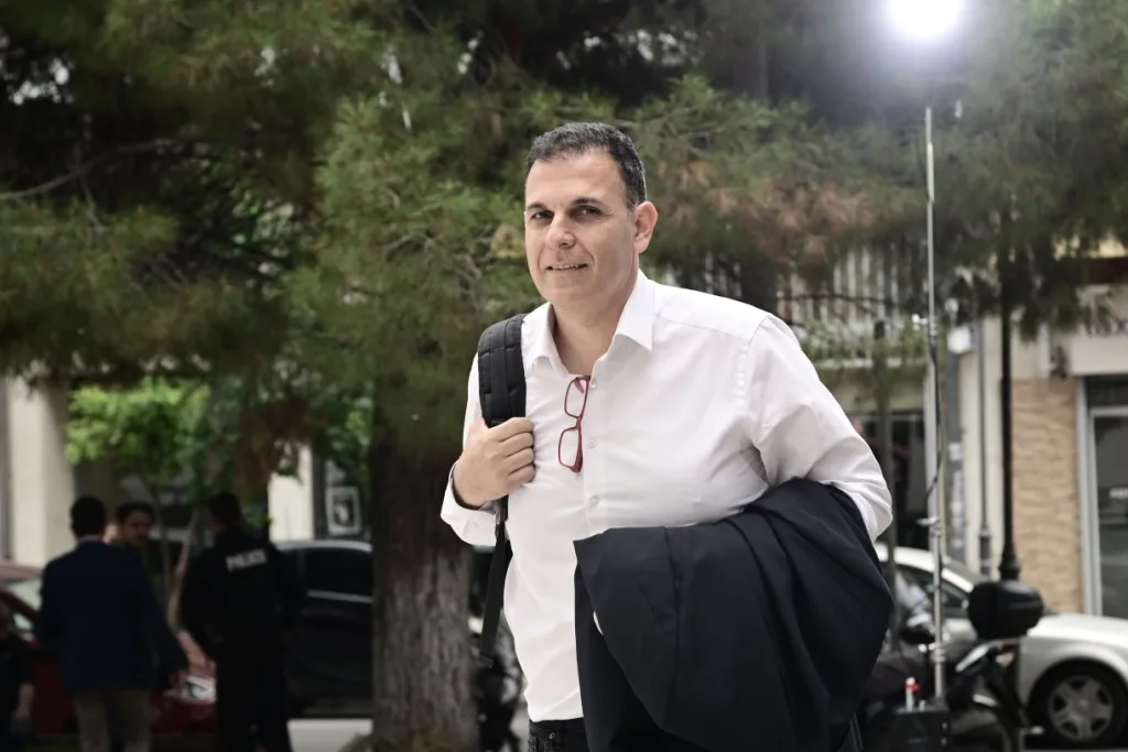 karameros syriza ekprosopos typou