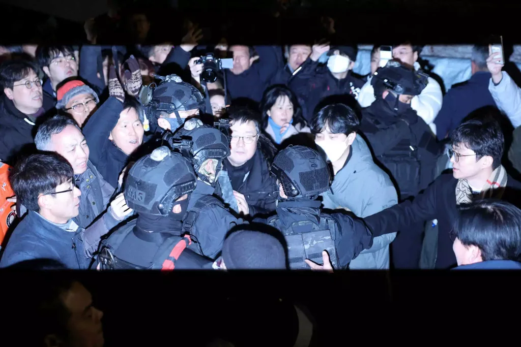 notia korea stratiotikos nomos entasi video