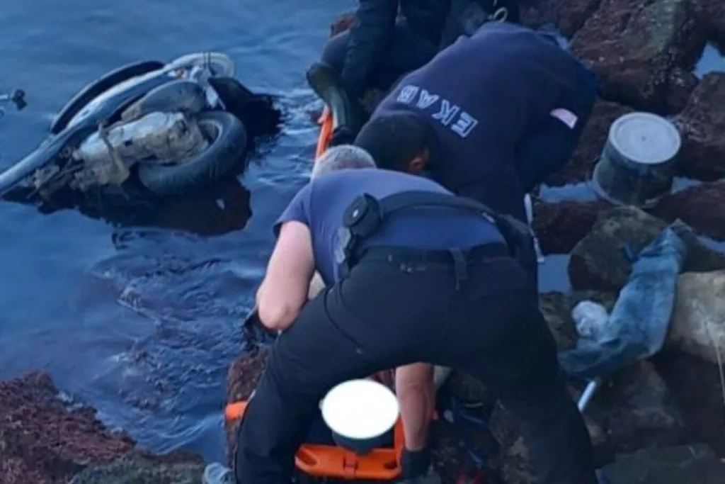 mytilini atyxima mixanaki