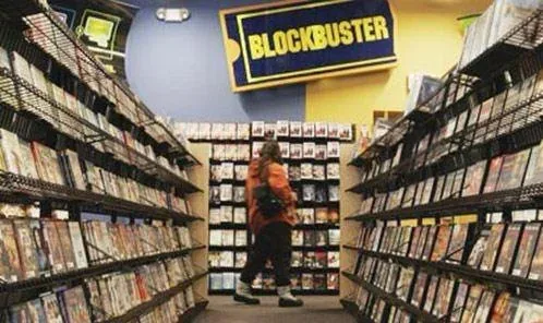 Βίντεο-κλαμπ/ Κι' όμως, η Generation Z ανακαλύπτει τα '90s και αντιστέκεται στο Netflix 2 image 24 png