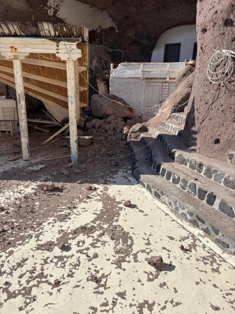 santorini 6 1