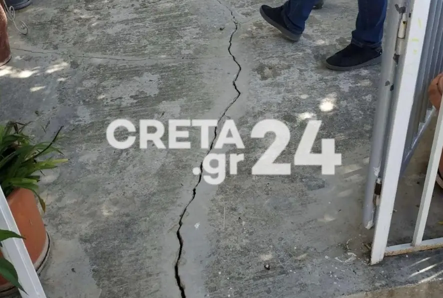 Λέκκας: ''Γεωλογικό φαινόμενο οι ρηγματώσεις στις Βούτες Ηρακλείου – Να μην κατοικηθούν κάποιες κατοικίες'' 4 1 55