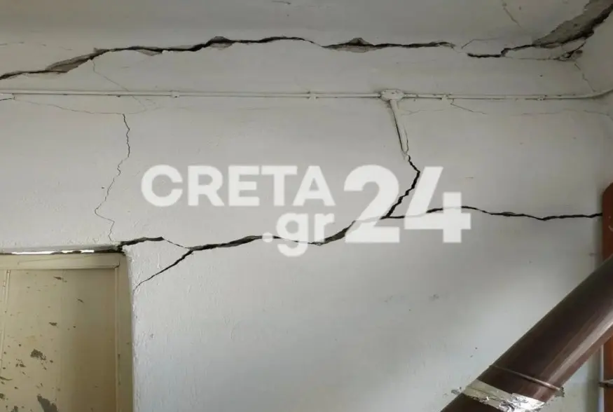 Λέκκας: ''Γεωλογικό φαινόμενο οι ρηγματώσεις στις Βούτες Ηρακλείου – Να μην κατοικηθούν κάποιες κατοικίες'' 6 3 16