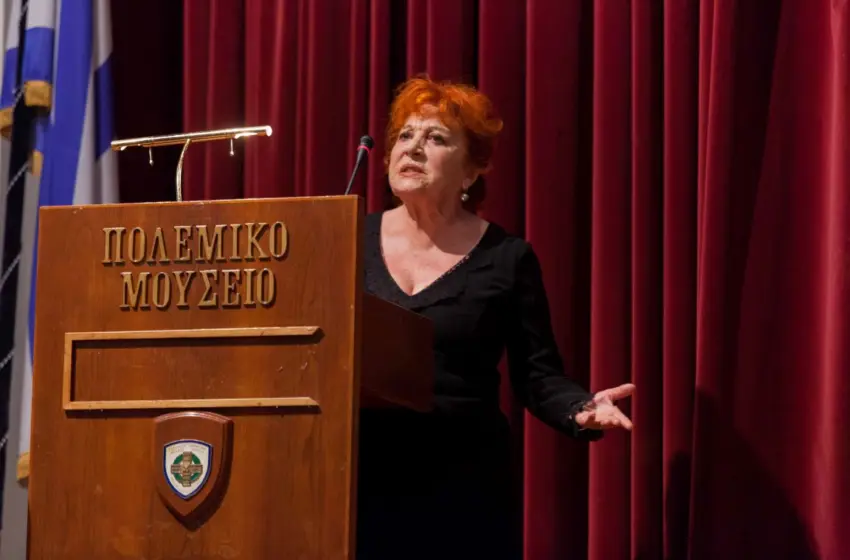  Η Φίνου μπέρδεψε την Κυριακού και “πέθανε” την Διαβάτη-Εκτός εαυτού ο Τσακίρογλου