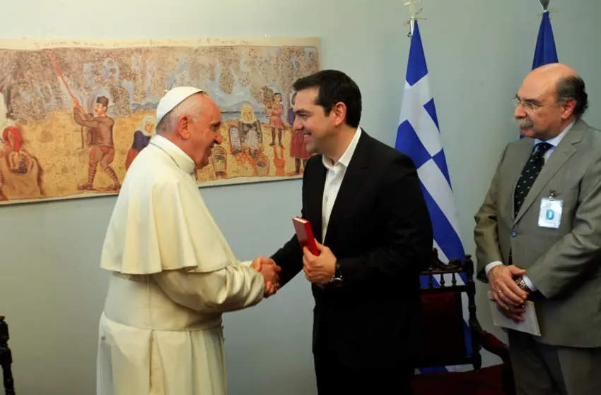  Τσίπρας για Πάπα Φραγκίσκο: “Επέλεξε να γίνει η φωνή όσων δεν έχουν φωνή, των φτωχών και των κατατρεγμένων”