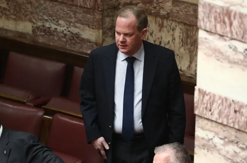  Τέμπη: Κατατέθηκε η πρόταση της ΝΔ για προανακριτική-Προτείνει πλημμέλημα για τον Κώστα Καραμανλή