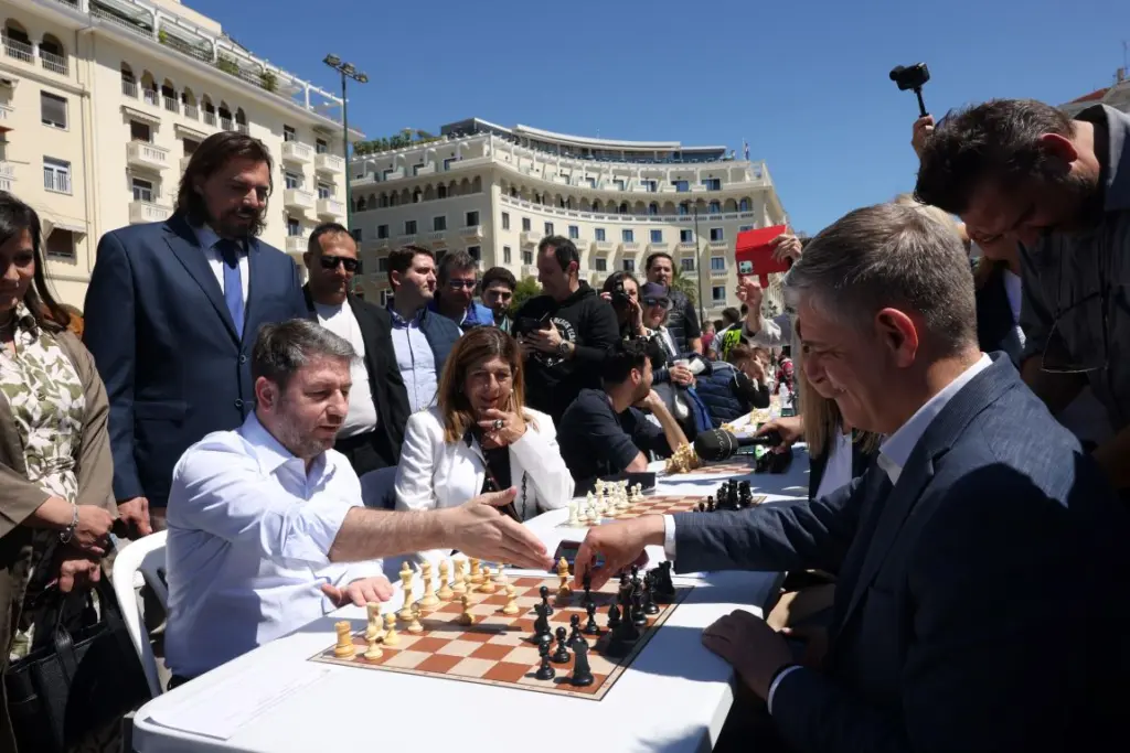 Ανδρουλάκης: "Όλοι μαζί να διεκδικήσουμε τη διεθνή αναγνώριση της Ποντιακής Γενοκτονίας" 2 androulakis 8