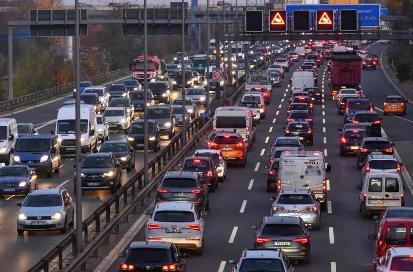  Το Google Maps “παρέλυσε” τη Γερμανία – Χάος στους δρόμους λόγω λανθασμένων ενδείξεων