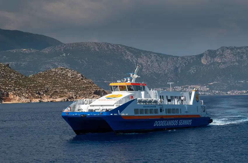  Πάτμος: Αναστάτωση στο λιμάνι- 34χρονος, έπεσε από το πλοίο στη θάλασσα